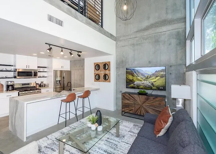 King Size Luxury Loft Petco-Park-Downtown Sd