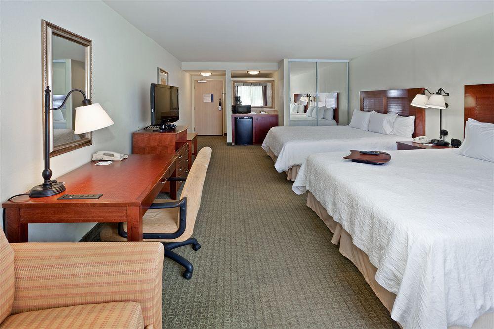 Four Points By Sheraton - Sea World 3*