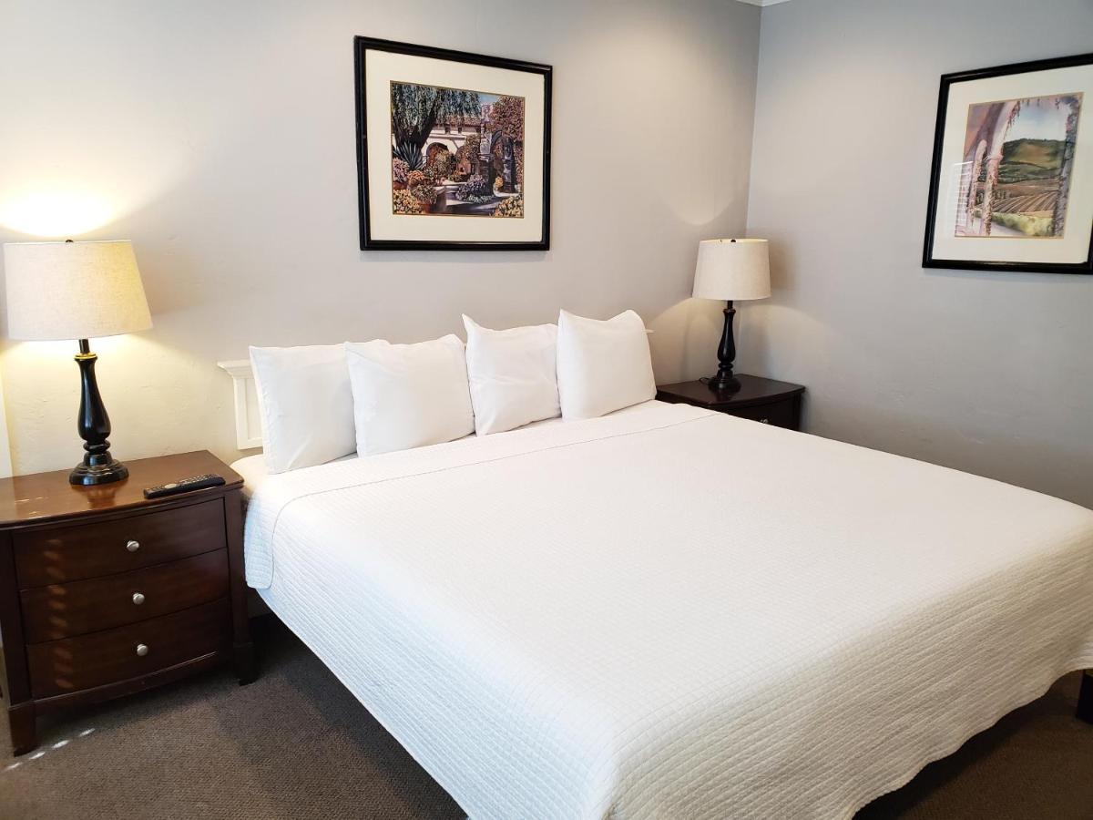 Coronado Inn 3*