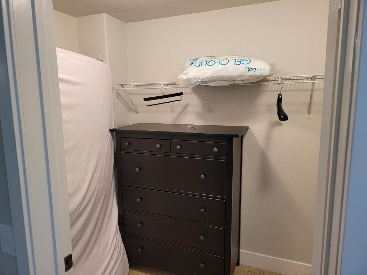 Amazing Vacation & Shopping In 2 Suits And 3 Bath Fb1 *