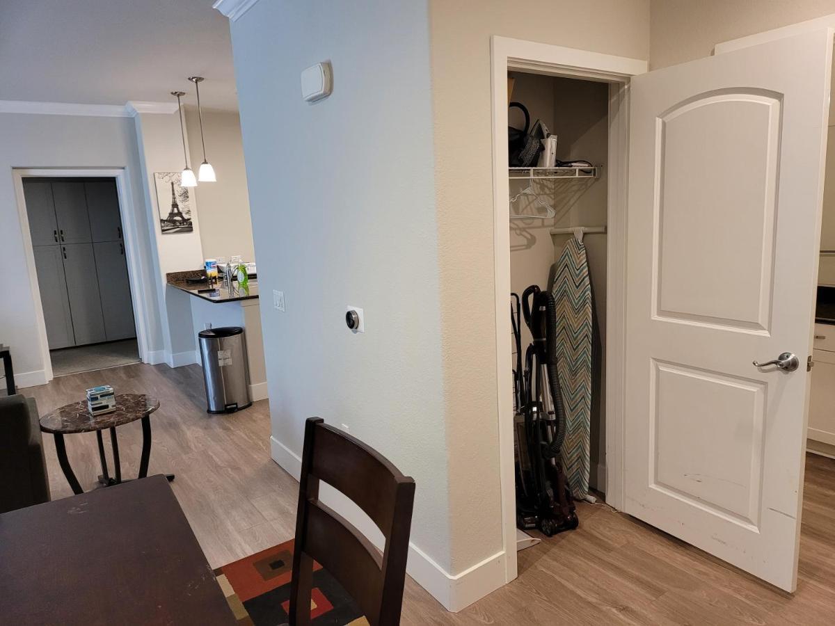 Amazing Vacation & Shopping In 2 Suits And 3 Bath Fb1 * San Diego