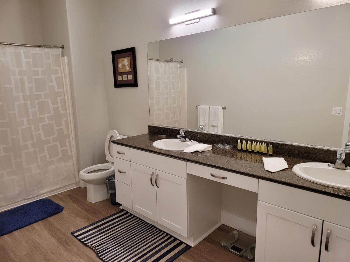 Amazing Vacation & Shopping In 2 Suits And 3 Bath Fb1 Apartment San Diego