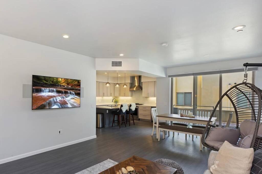 Holiday home 3bd Sleeps 8 Rooftop Bayside Feel The Ocean Breeze San Diego
