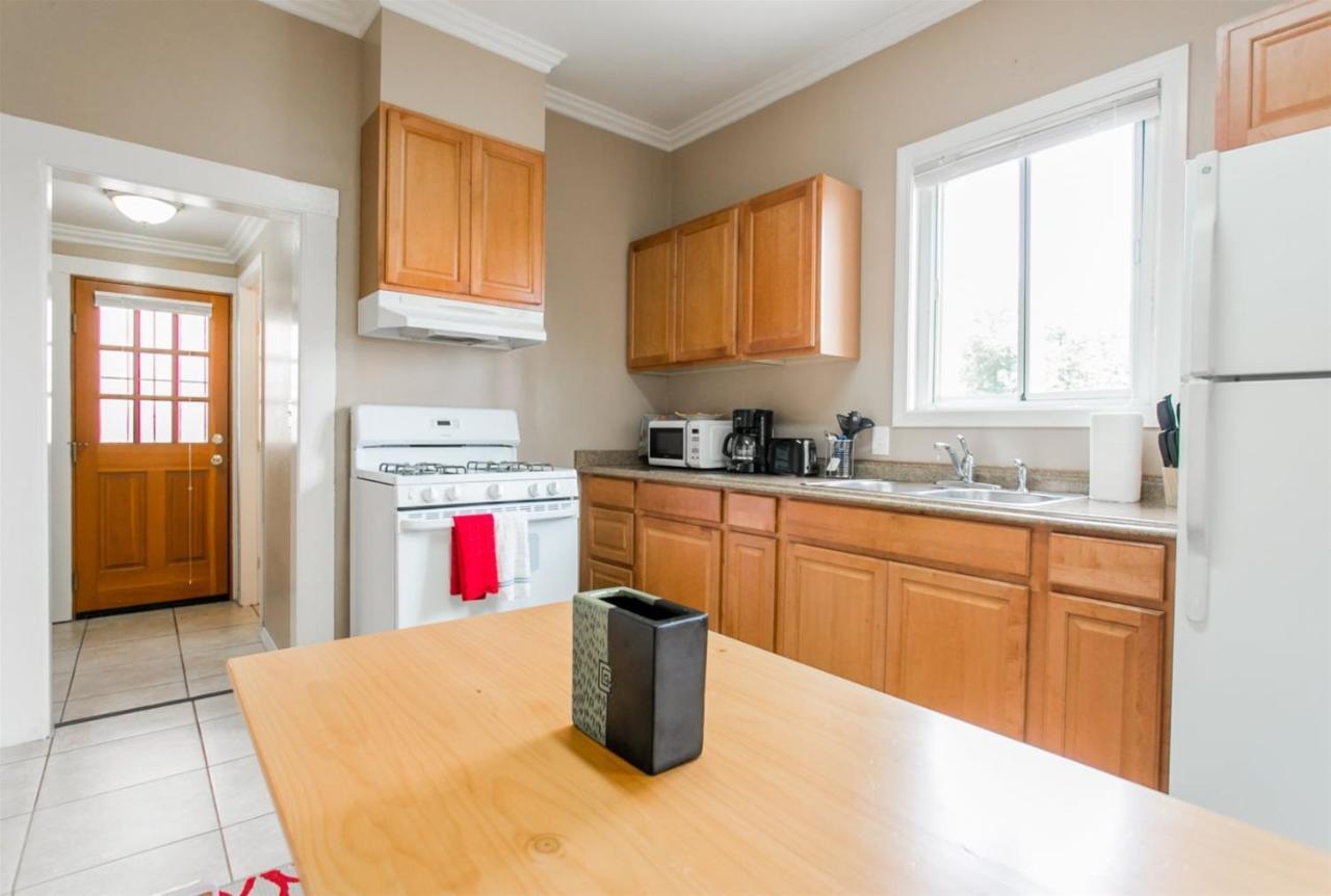 3bd Little Italy A++ Location *
