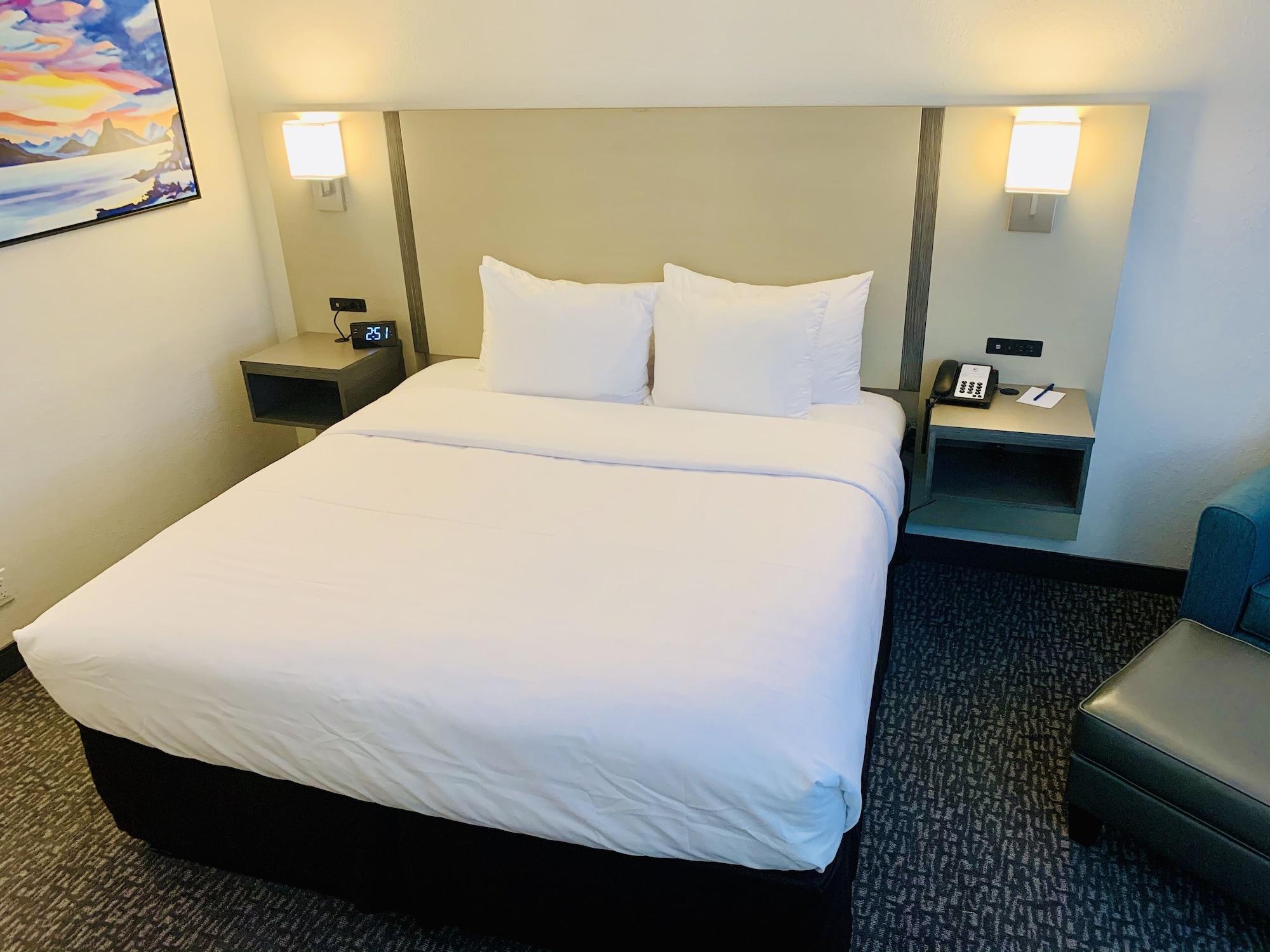 Comfort Miramar Inn