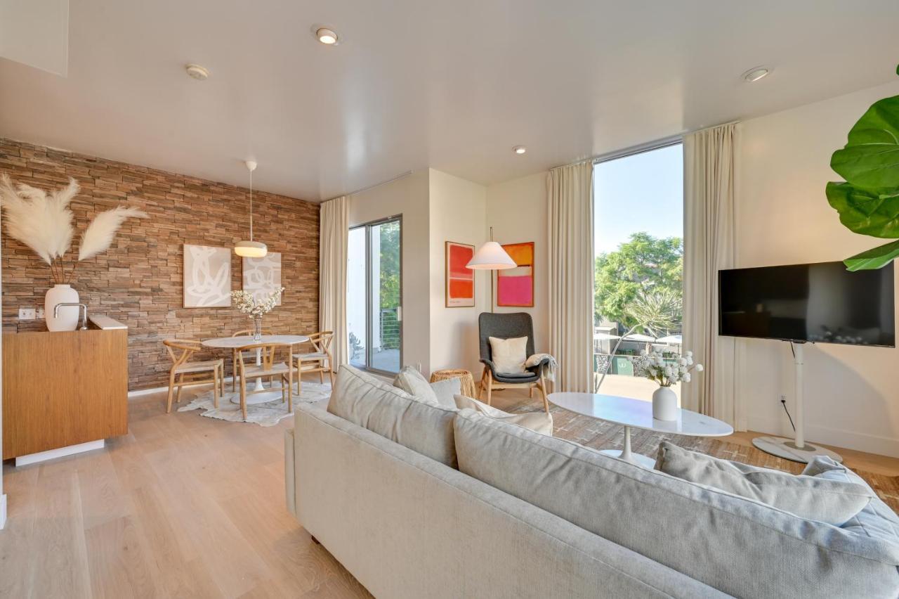 Bright Retreat With Patio In Little Italy! Holiday home