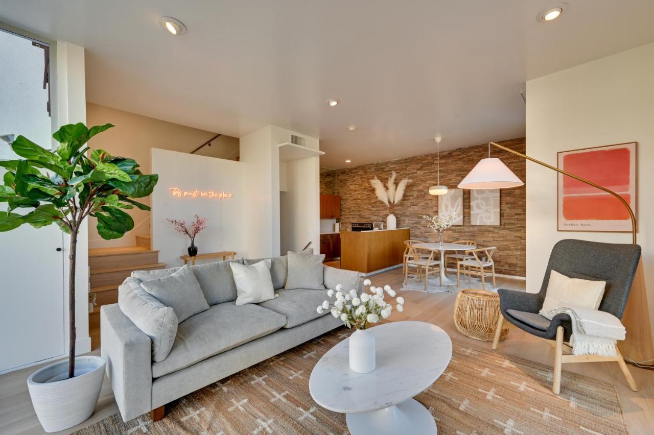 Bright Retreat With Patio In Little Italy! Holiday home