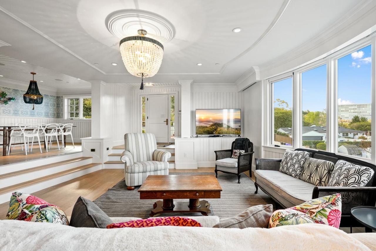 Coastal La Jolla Luxury W Ac, Patios, & Massive Ocean Views! Holiday home San Diego