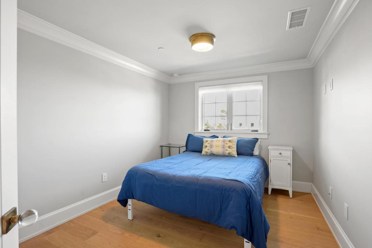Coastal La Jolla Luxury W Ac, Patios, & Massive Ocean Views!