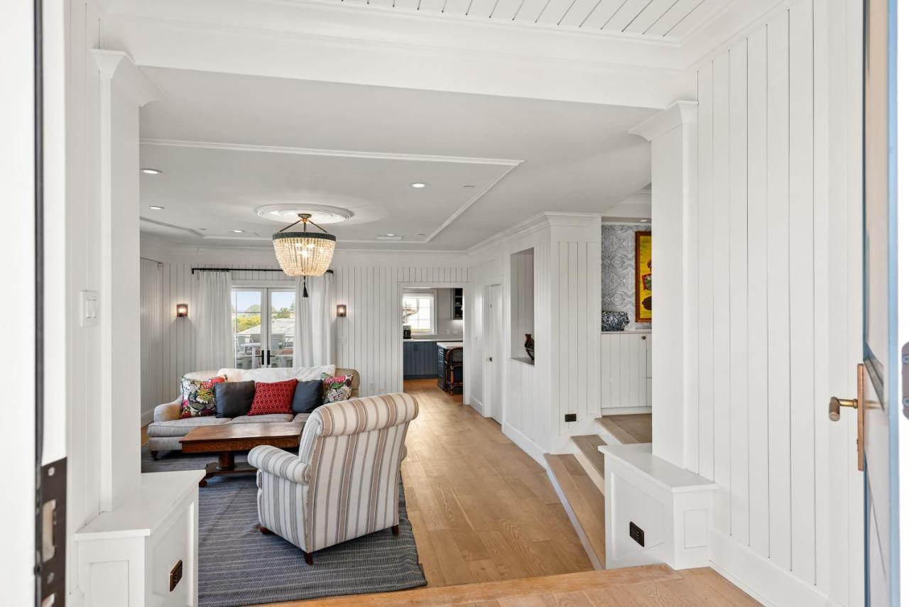 Holiday home Coastal La Jolla Luxury W Ac, Patios, & Massive Ocean Views! San Diego