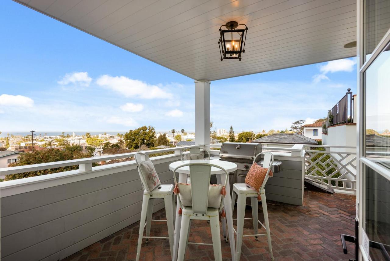 Holiday home Coastal La Jolla Luxury W Ac, Patios, & Massive Ocean Views!