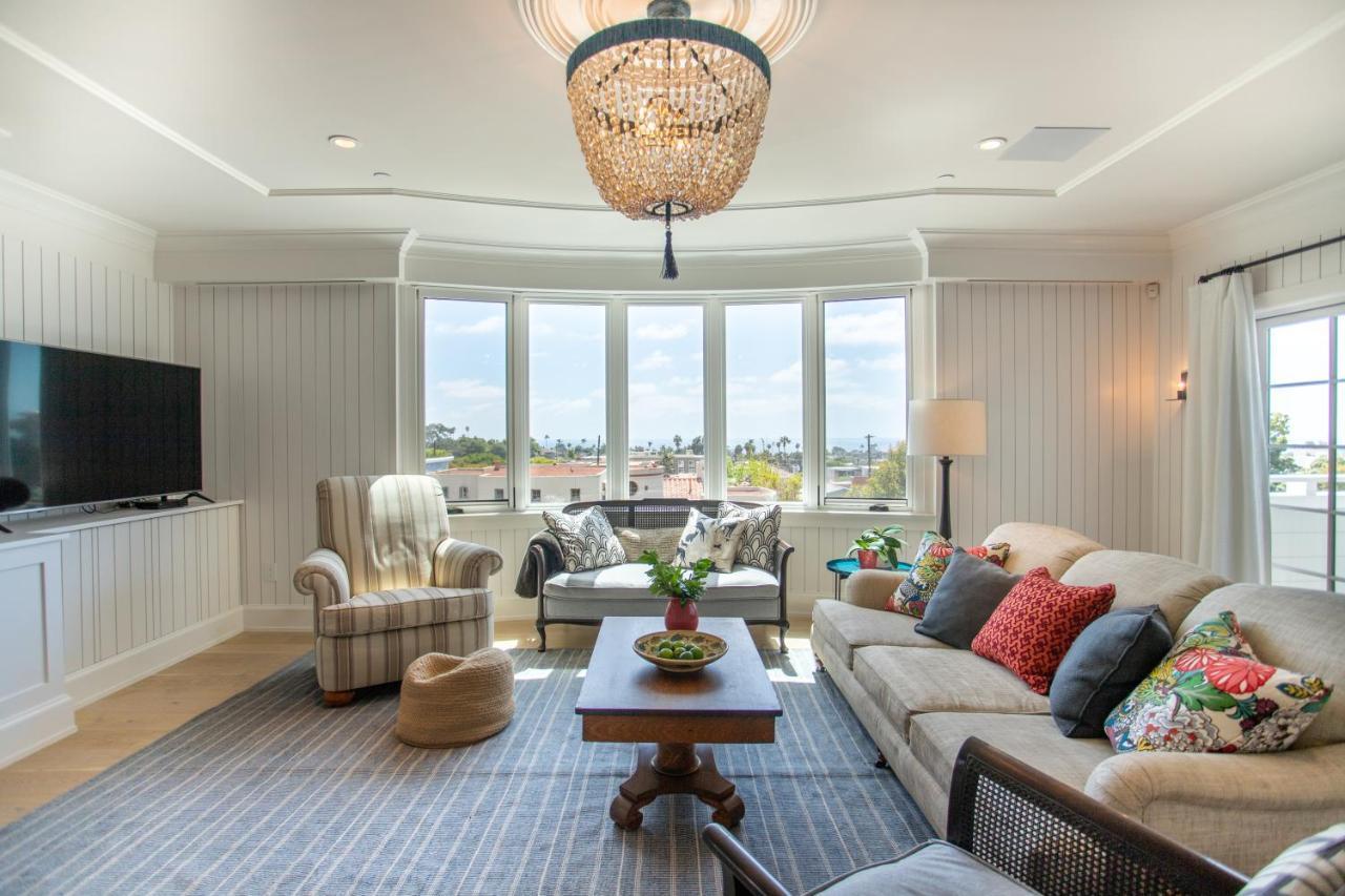 Holiday home Coastal La Jolla Luxury W Ac, Patios, & Massive Ocean Views! San Diego