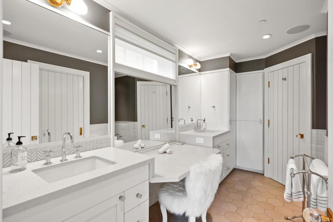 Coastal La Jolla Luxury W Ac, Patios, & Massive Ocean Views! Holiday home San Diego