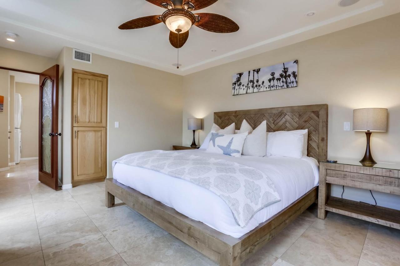 Сasa de vacaciones Stunning Ocean View W Rooftop Terrace, Firepit, Fast Wifi, Ac & Parking!