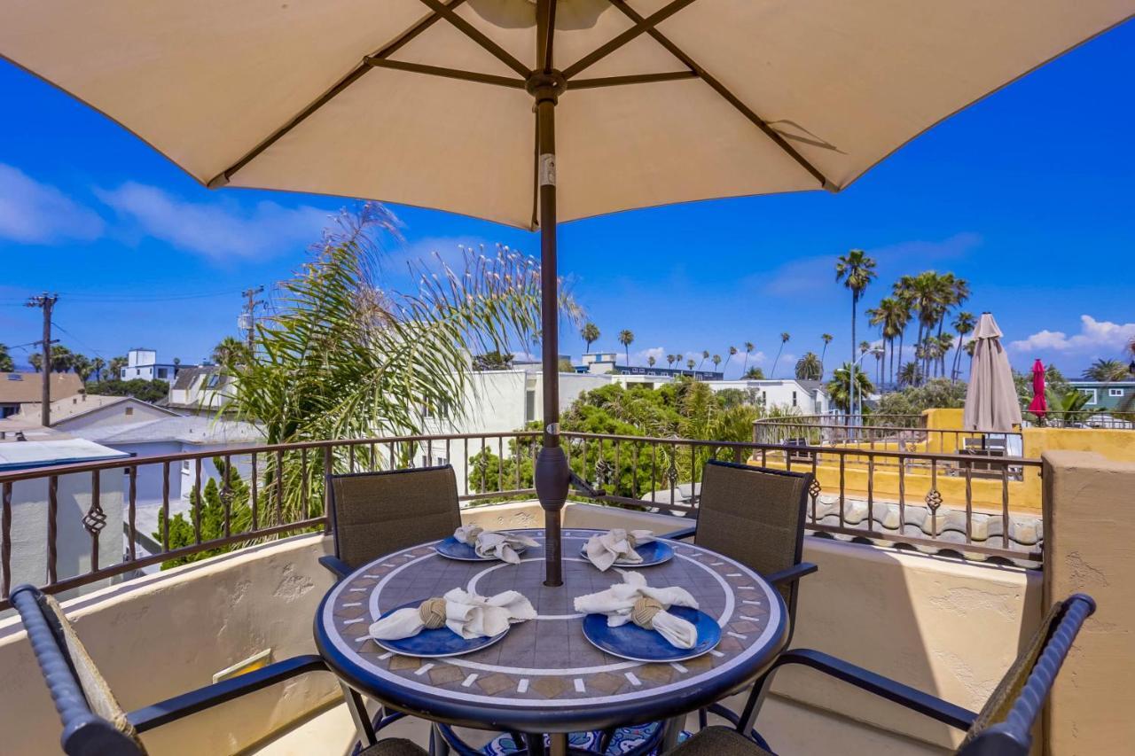Stunning Ocean View W Rooftop Terrace, Firepit, Fast Wifi, Ac & Parking! Сasa de vacaciones