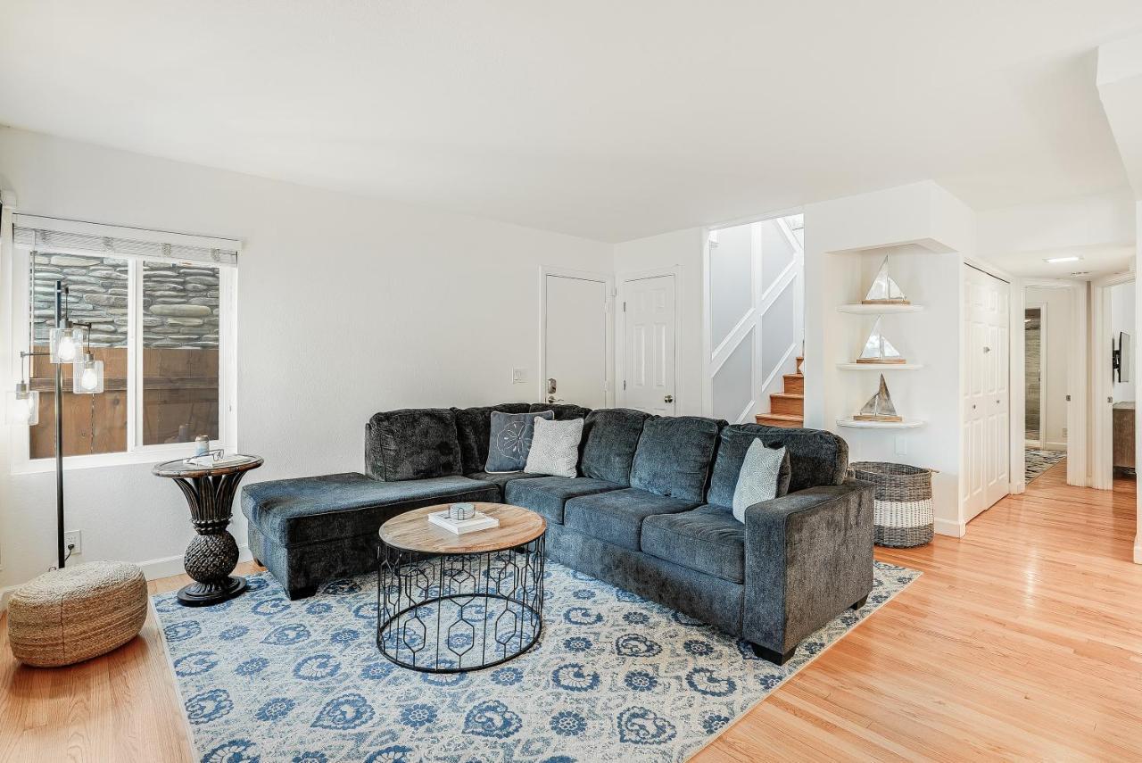 Massive W Stunning Rooftop, Parking, Spa, Ac & Bay Views! * San Diego