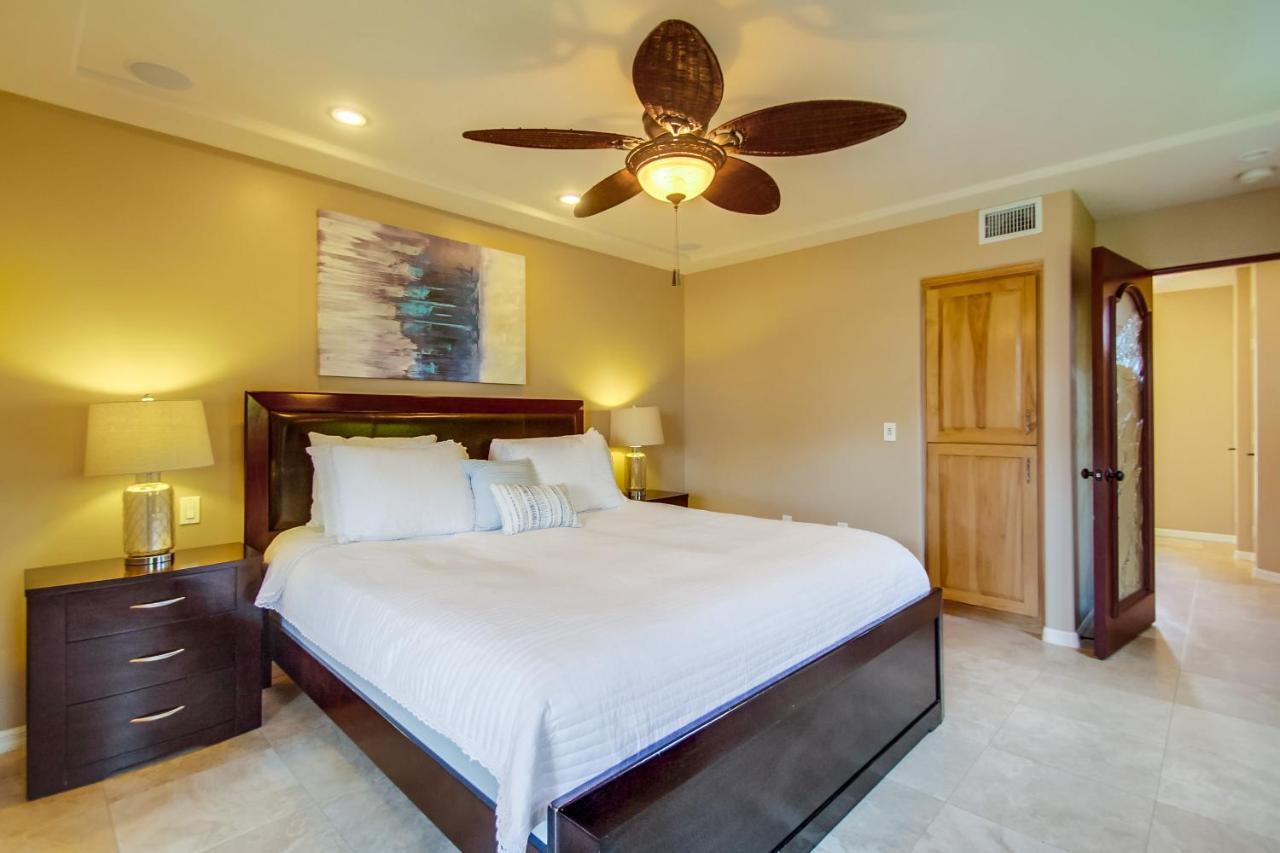 Holiday home Rooftop Paradise W Private Patio, Garage & Ac *