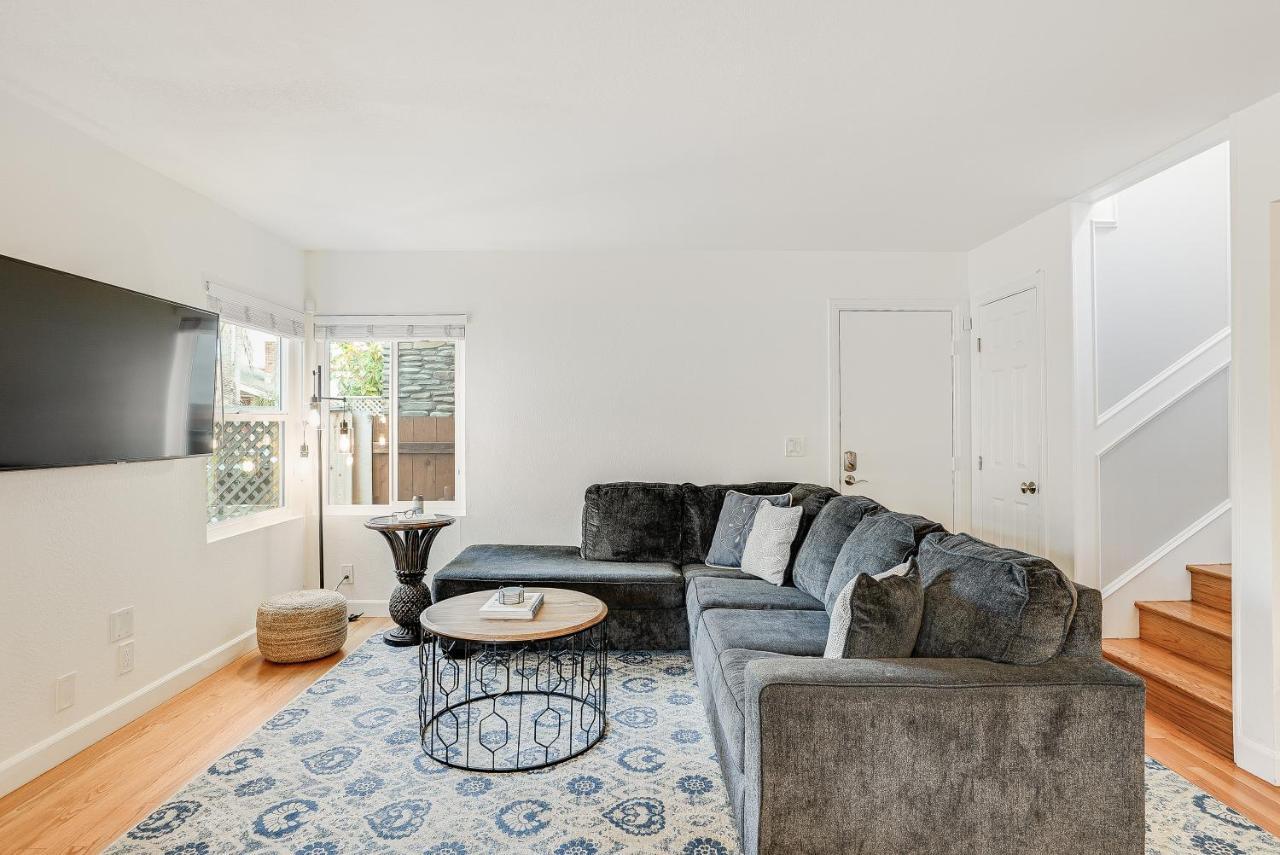Massive W Stunning Rooftop, Parking, Spa, Ac & Bay Views! Holiday home San Diego