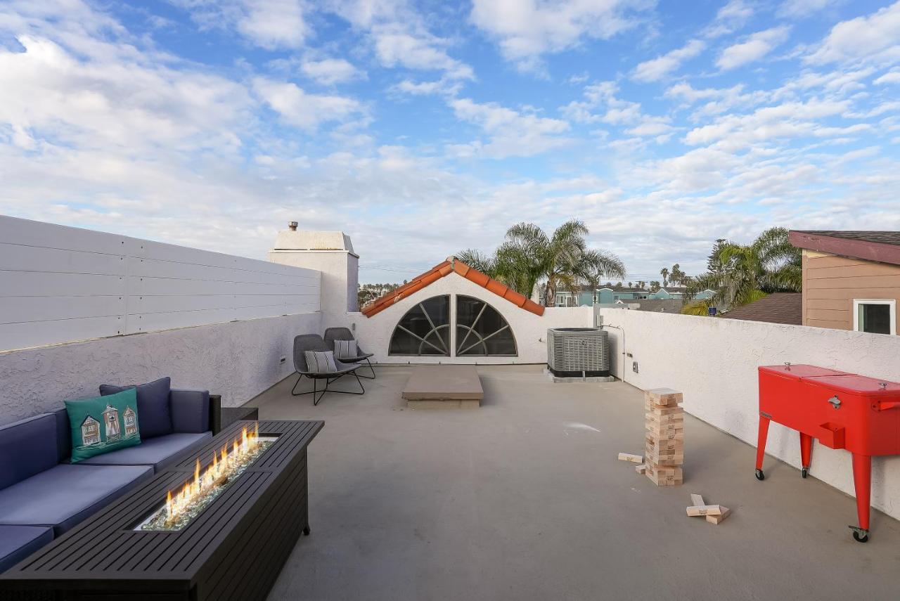 Holiday home Massive W Stunning Rooftop, Parking, Spa, Ac & Bay Views! *