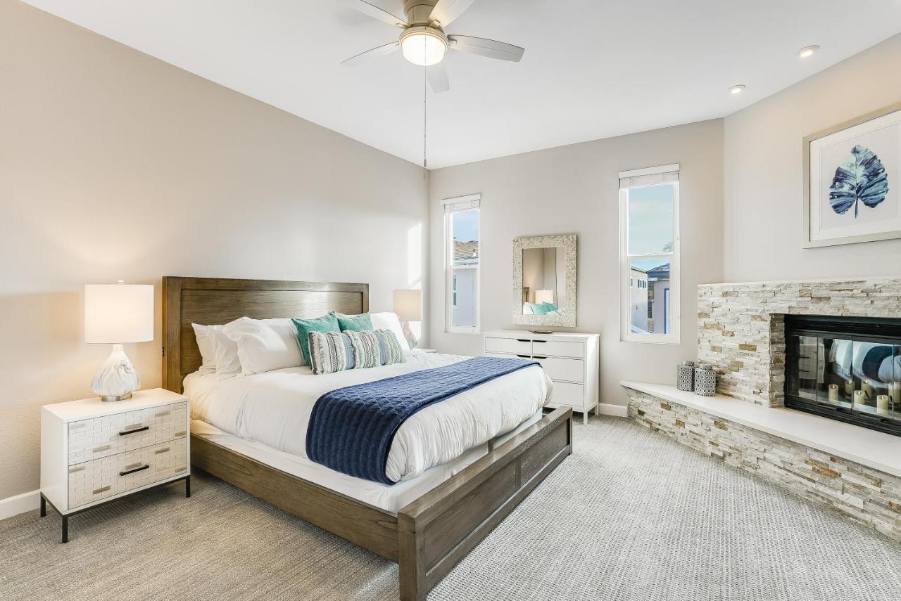 Massive W Stunning Rooftop, Parking, Spa, Ac & Bay Views!