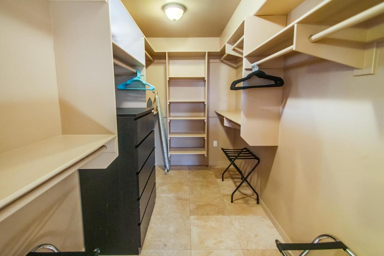 Rooftop Paradise W Private Patio, Garage & Ac Holiday home *