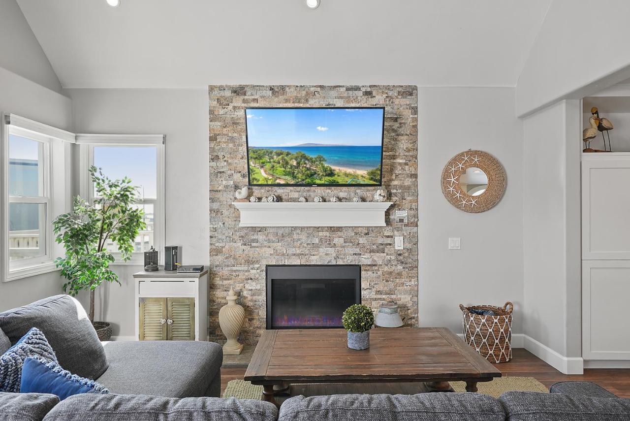 Holiday home Stunning With Fireplace, Fast Wifi, Grill & Outdoor Seating! San Diego