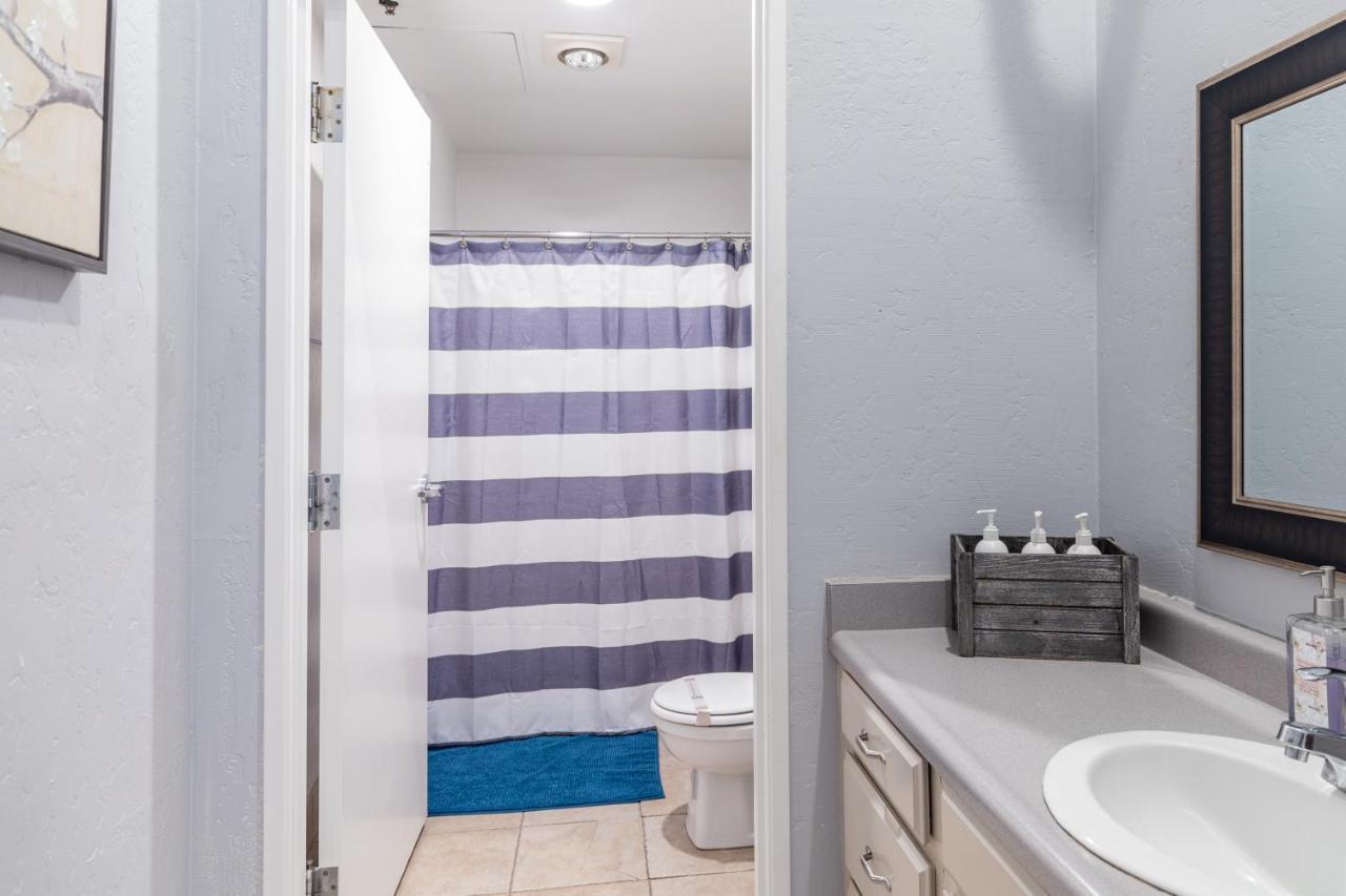 Greely Gaslamp - Loft W Parking & 3 Beds #202 Hotel