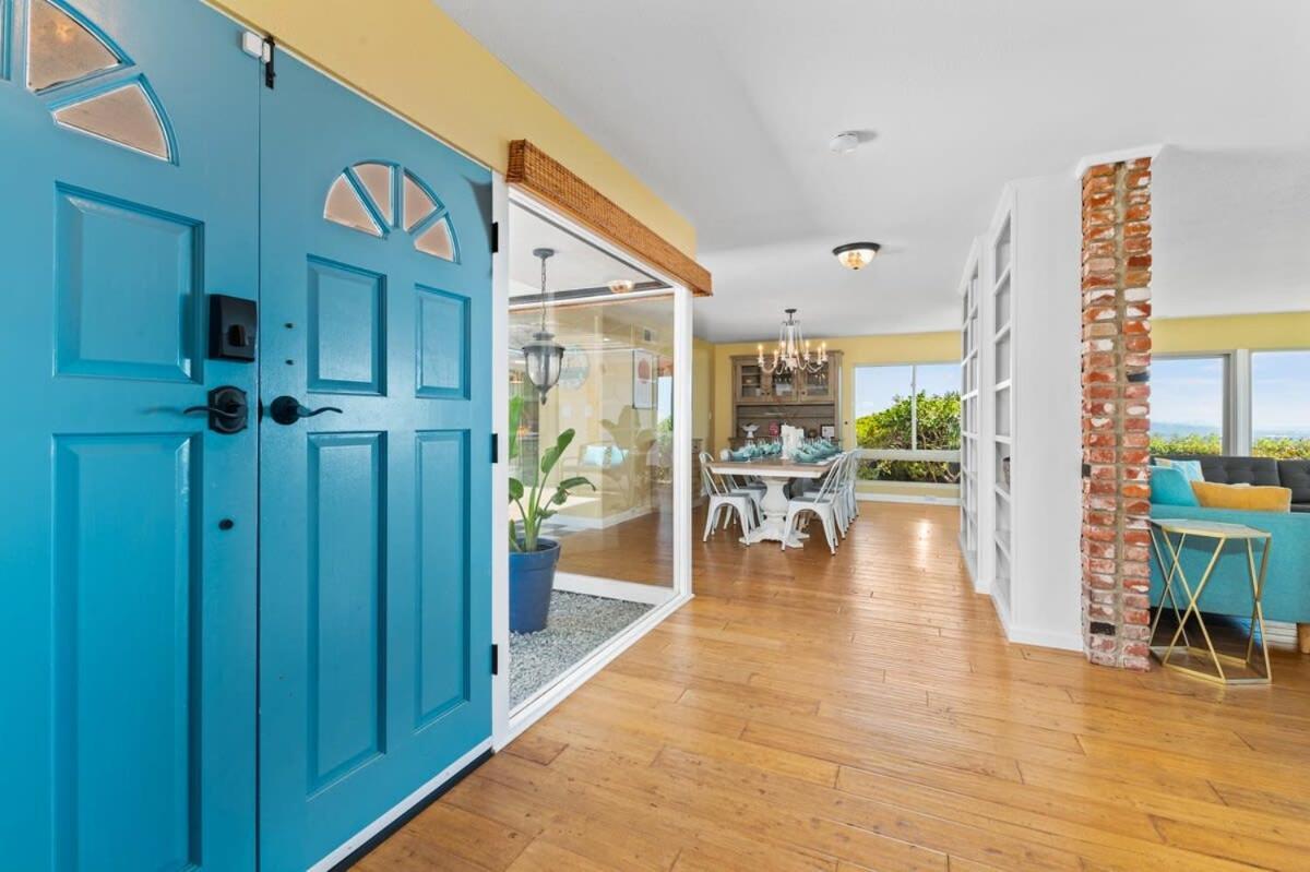 Pacifica Paradise! Holiday home *