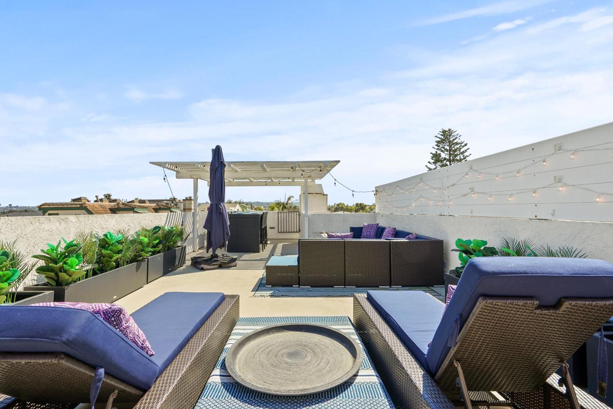 Holiday home Massive W Stunning Rooftop, Parking, Spa, Ac & Bay Views! San Diego
