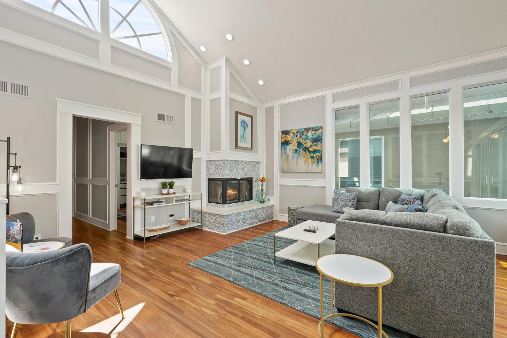 Massive W Stunning Rooftop, Parking, Spa, Ac & Bay Views! Holiday home