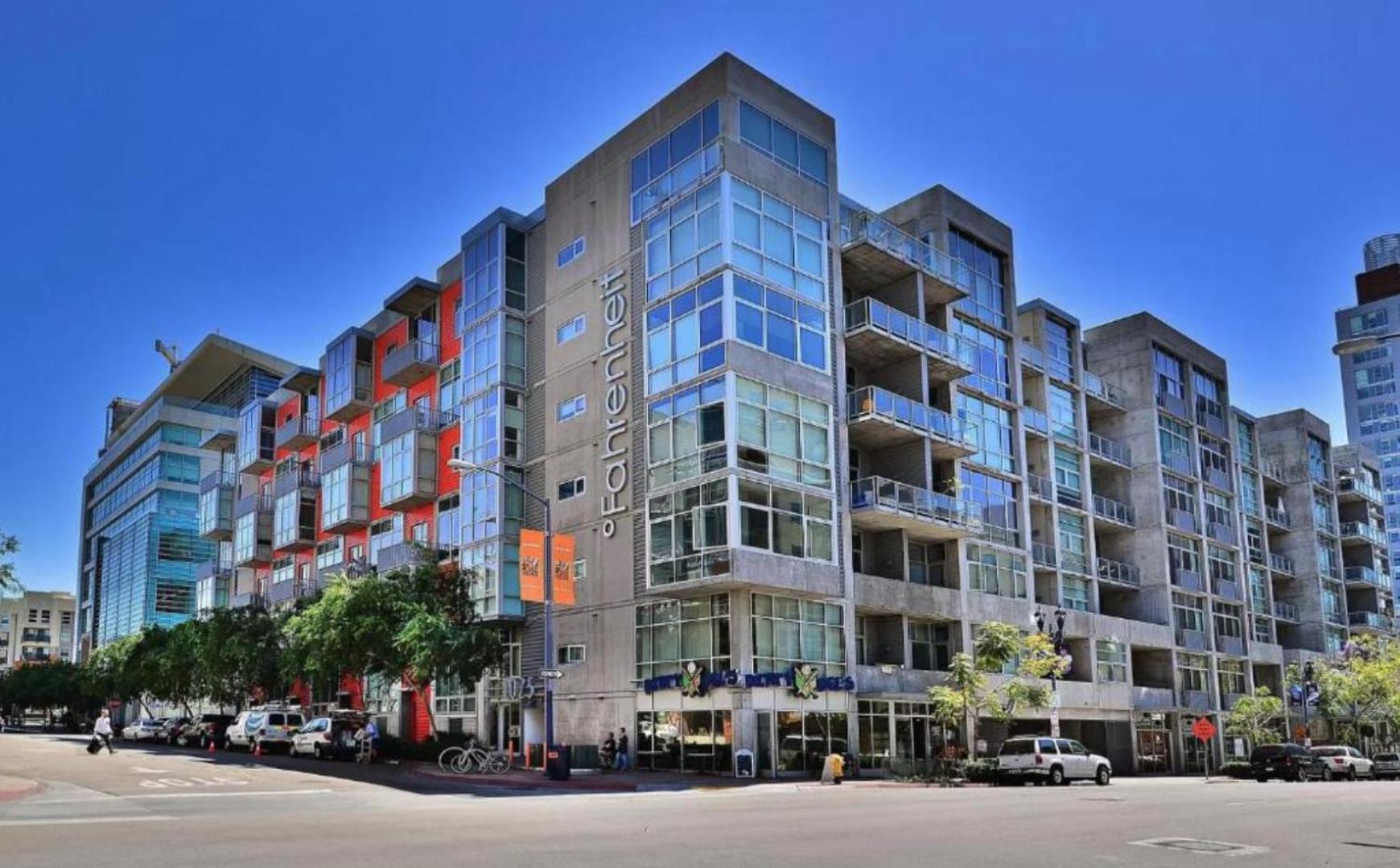 Apartment Extraordinary Escape With Rooftop Pool 2 San Diego