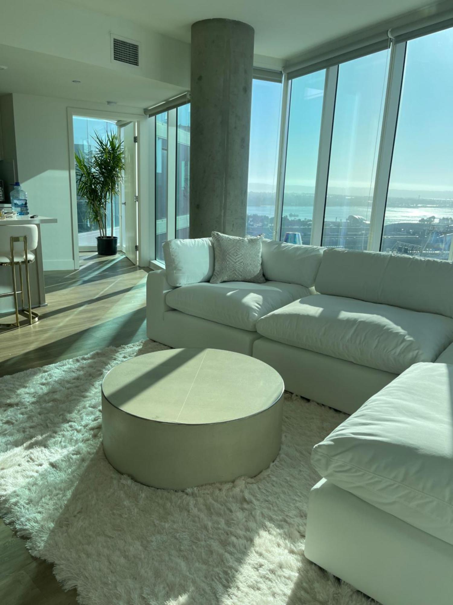 Extraordinary Escape With Rooftop Pool 2 *
