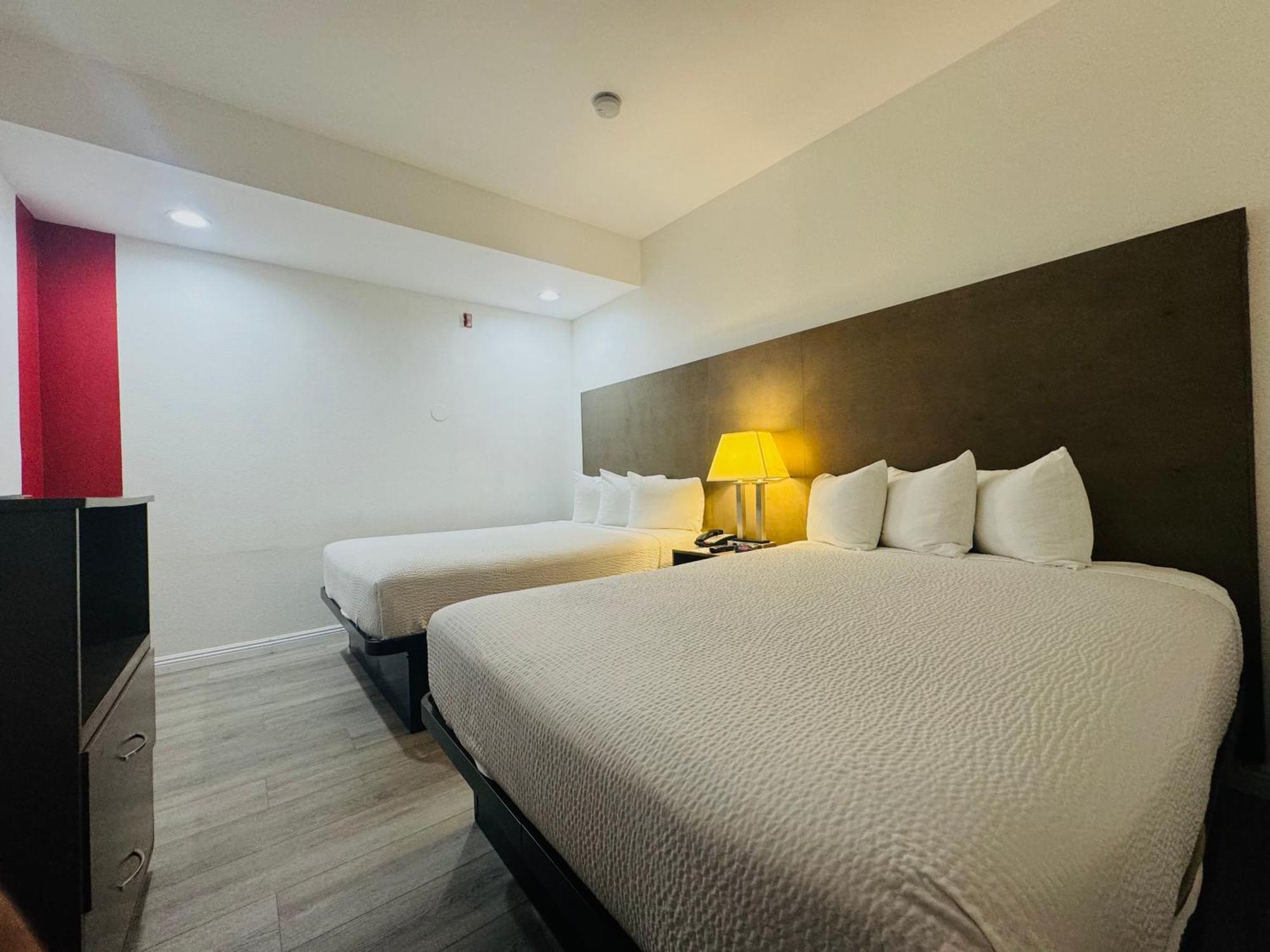 Ramada By Wyndham Airport Hotel
