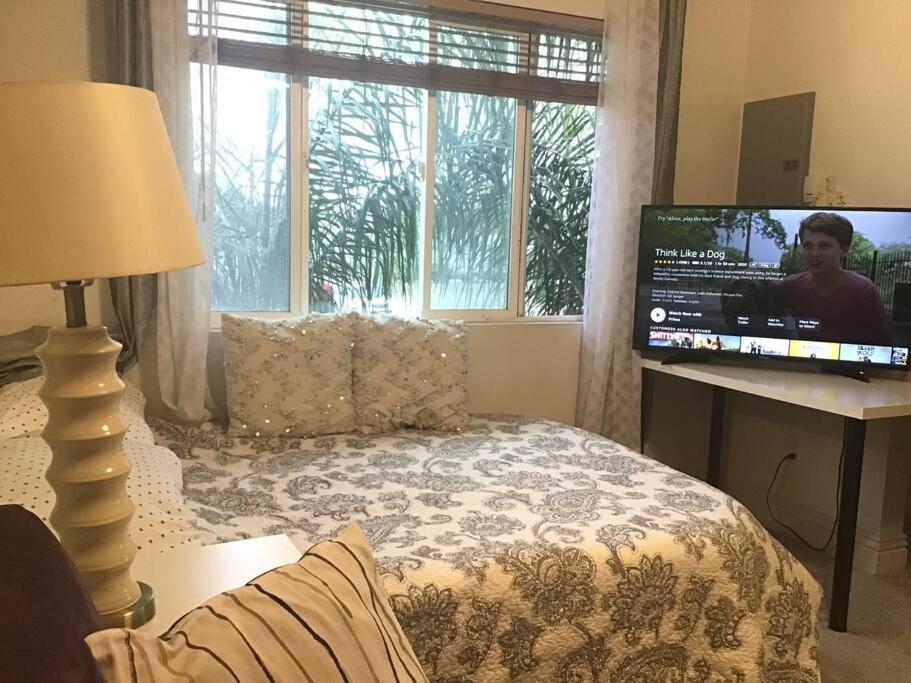 Apartment Min To Downtown/beach/parks Free Parking Sleep 3+ San Diego