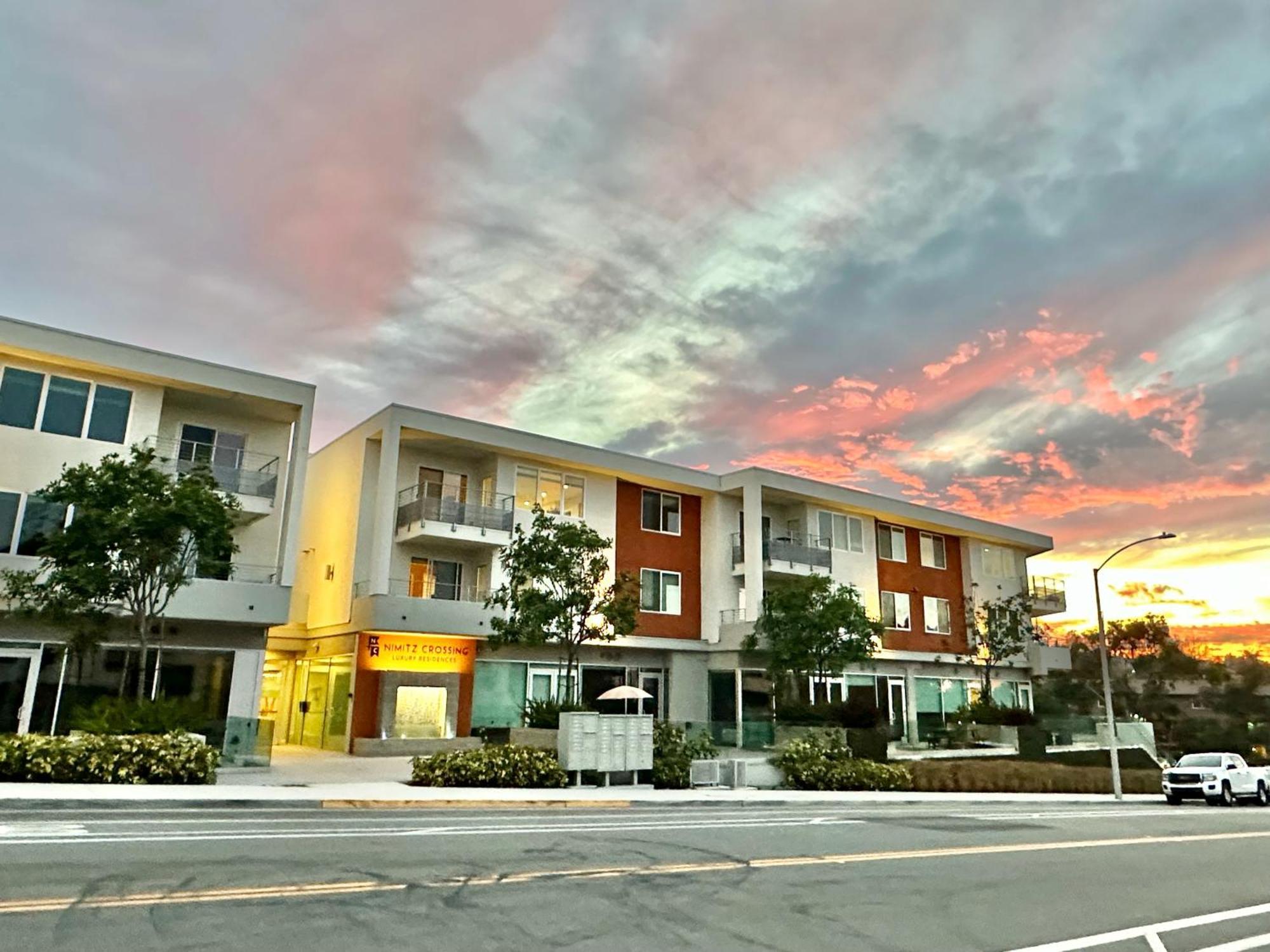 Nimitz Crossing Luxury Residences *