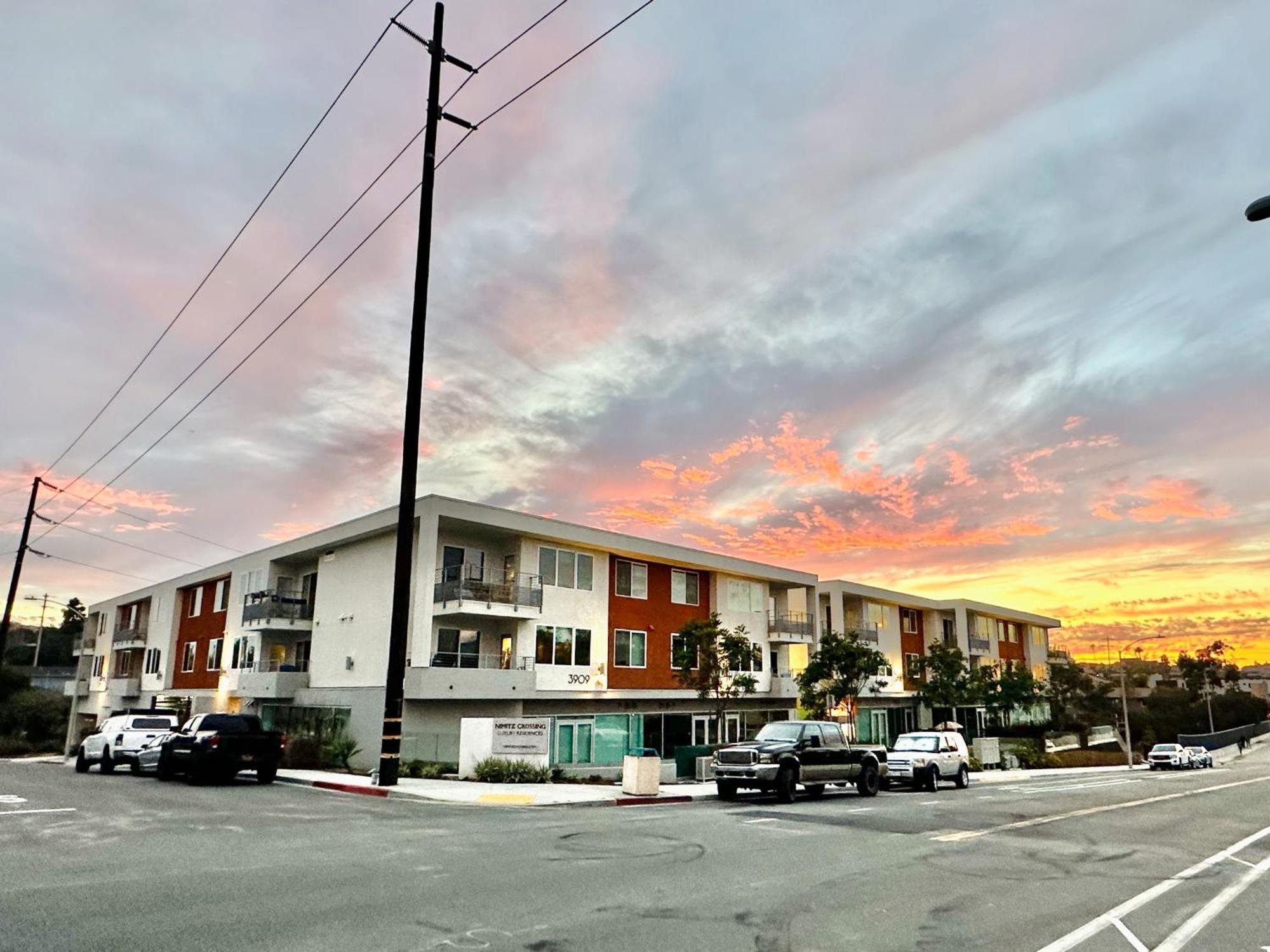 Nimitz Crossing Luxury Residences San Diego