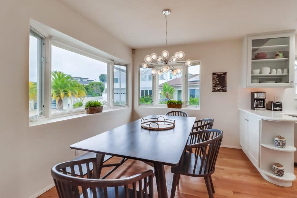 Holiday home Ocean & Bay Views Pool & Hot Tub Rooftop Patio *