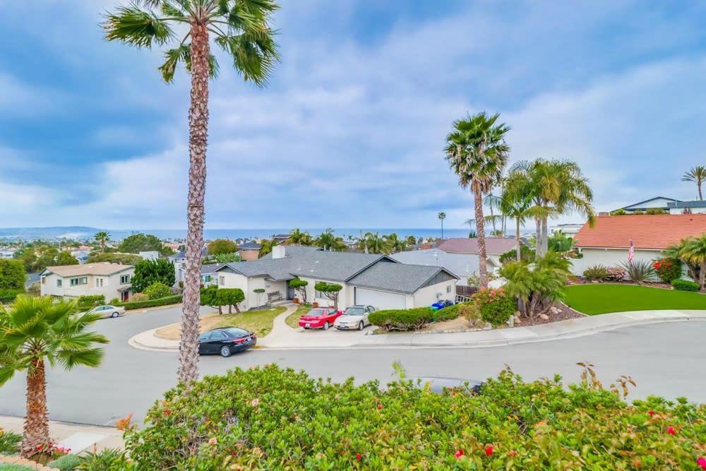 Holiday home Ocean & Bay Views Pool & Hot Tub Rooftop Patio