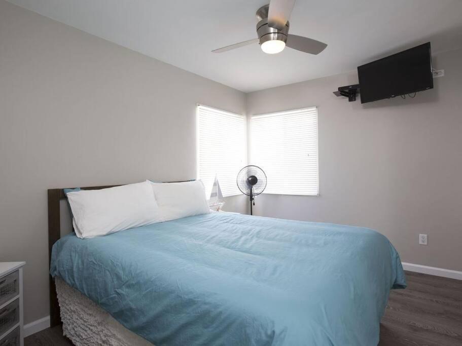 Ocean Front, Steps Mission Beach, Bay, Remodeled, Mission Jamaica Flat San Diego