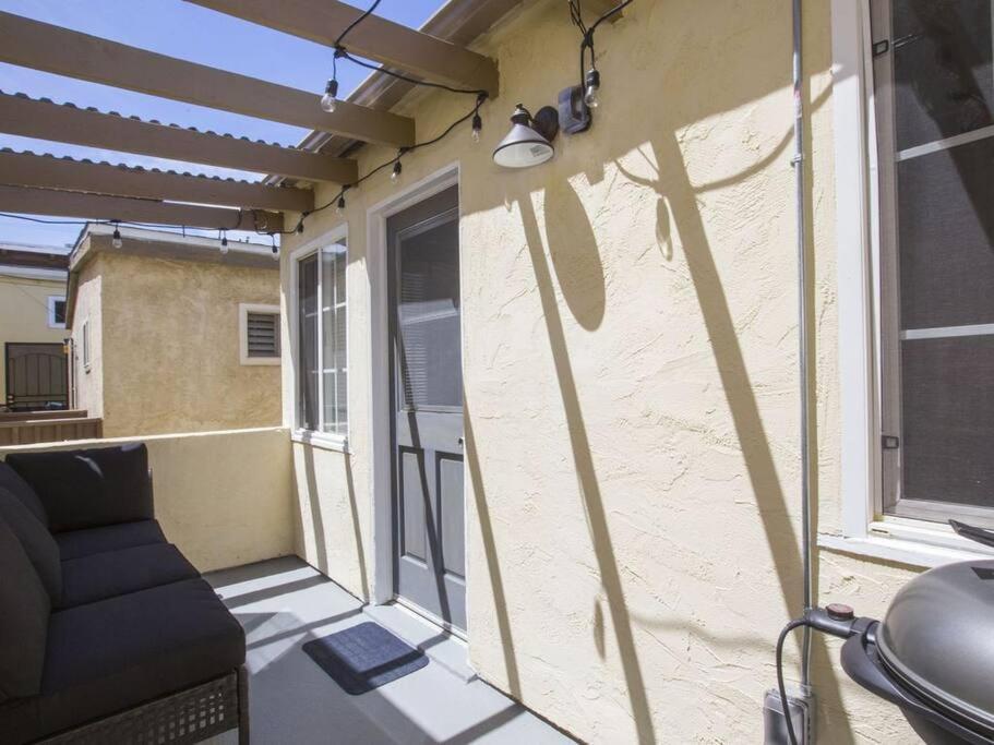 Ocean Front, Steps Mission Beach, Bay, Remodeled, Mission Jamaica Flat Holiday home San Diego