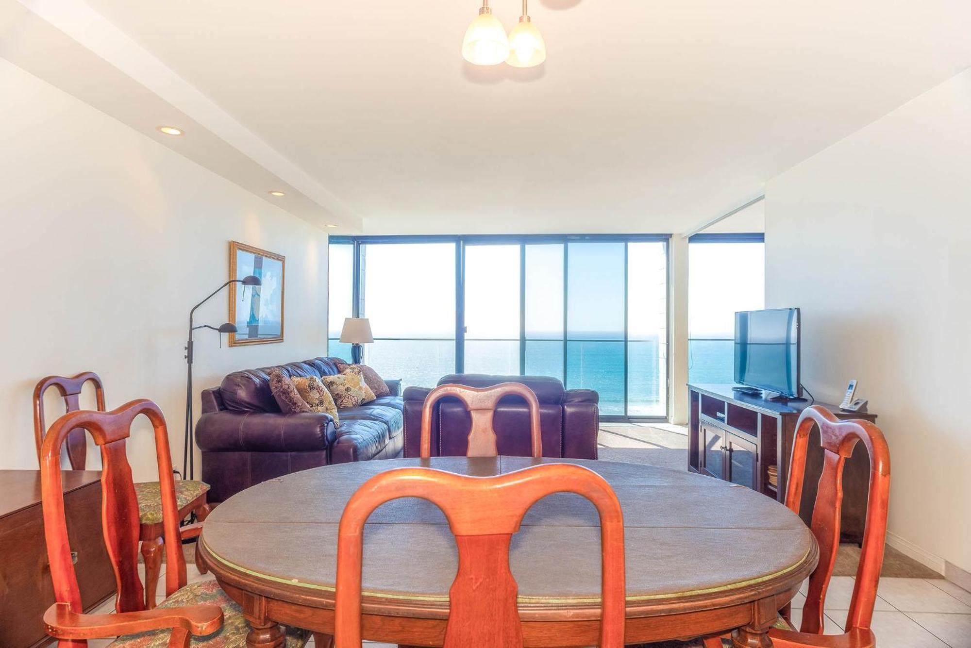 Resort Capri By The Sea By Seasons San Diego