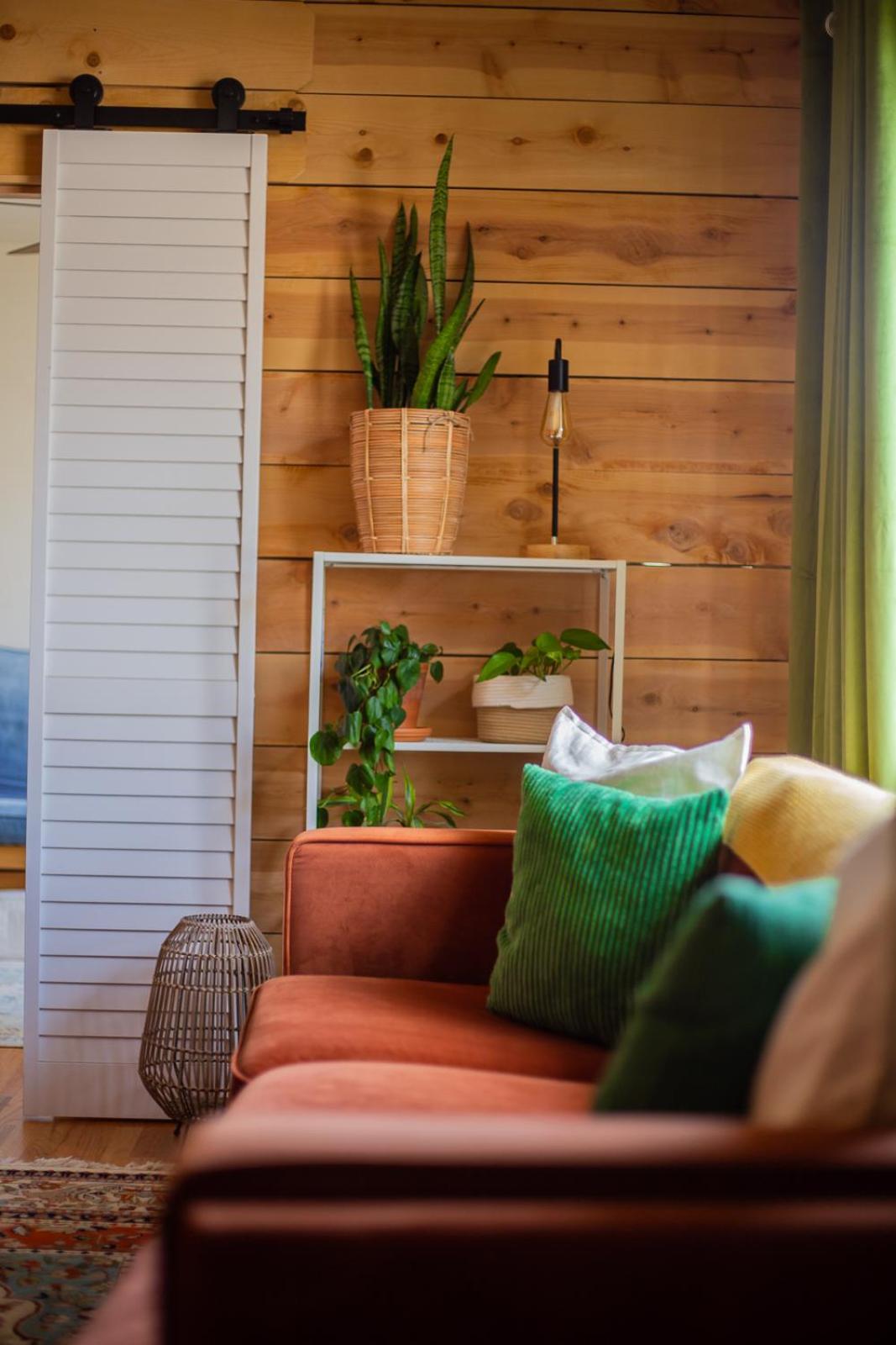 Сasa de vacaciones Cozy With Downtown View
