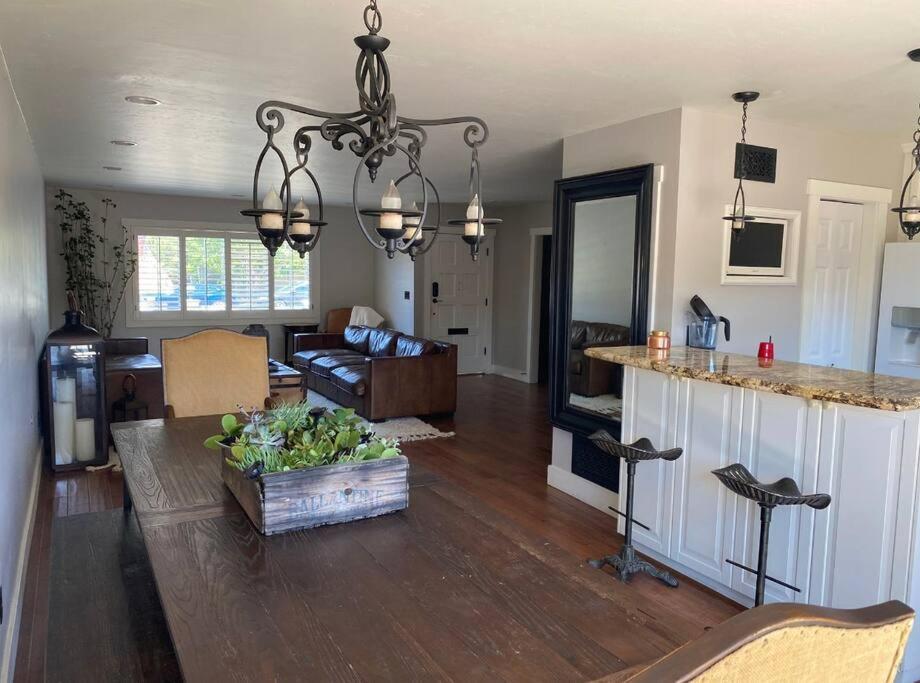 Close To Ucsd And La Jolla Holiday home San Diego