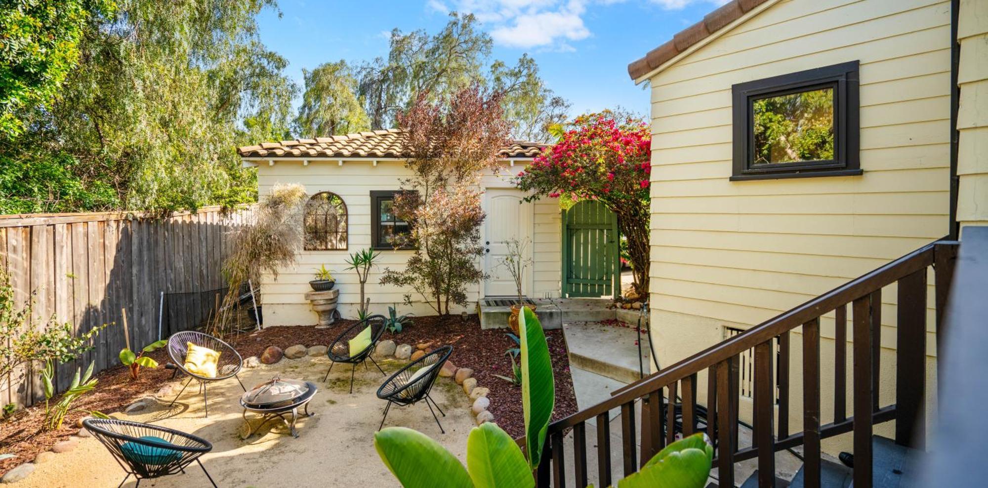Holiday home Chic Kensington - Hot Tub & Canyon Views