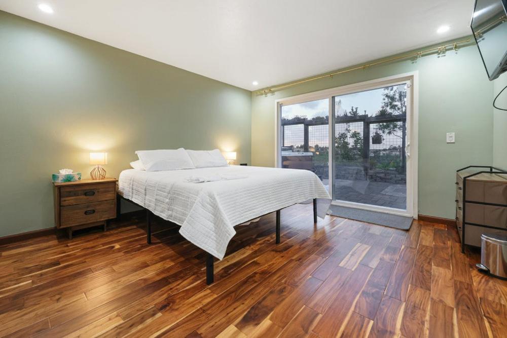 Holiday park Canyon Breeze - Private With Hot Tub & Views
