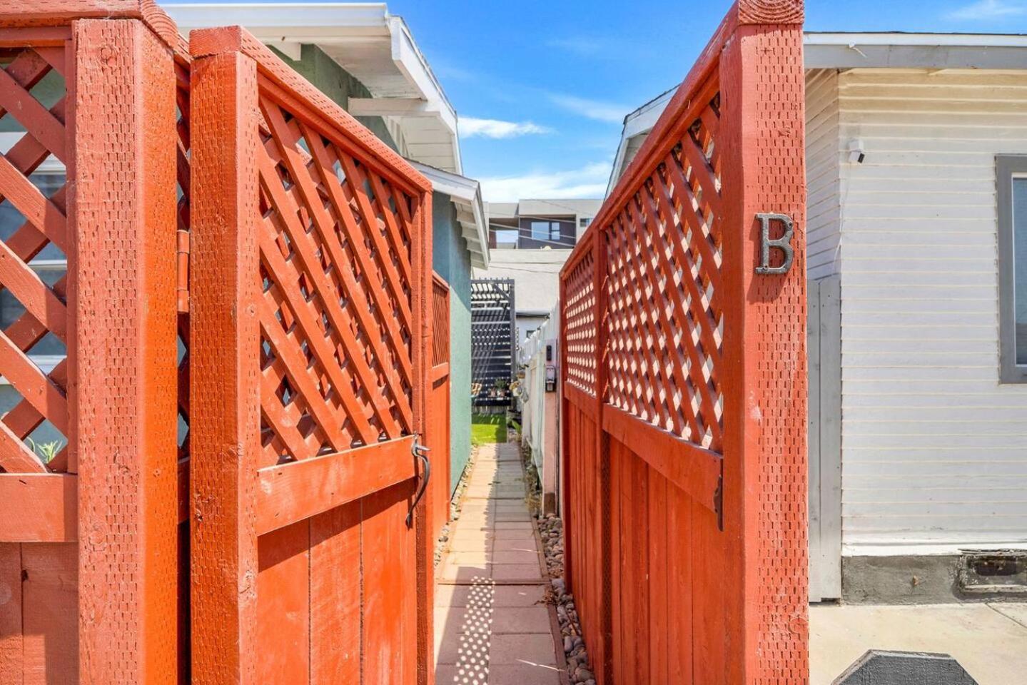 Polk Casita By Rather Be *