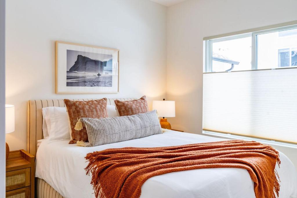 Newly Remodeled Uptown Chic Holiday home