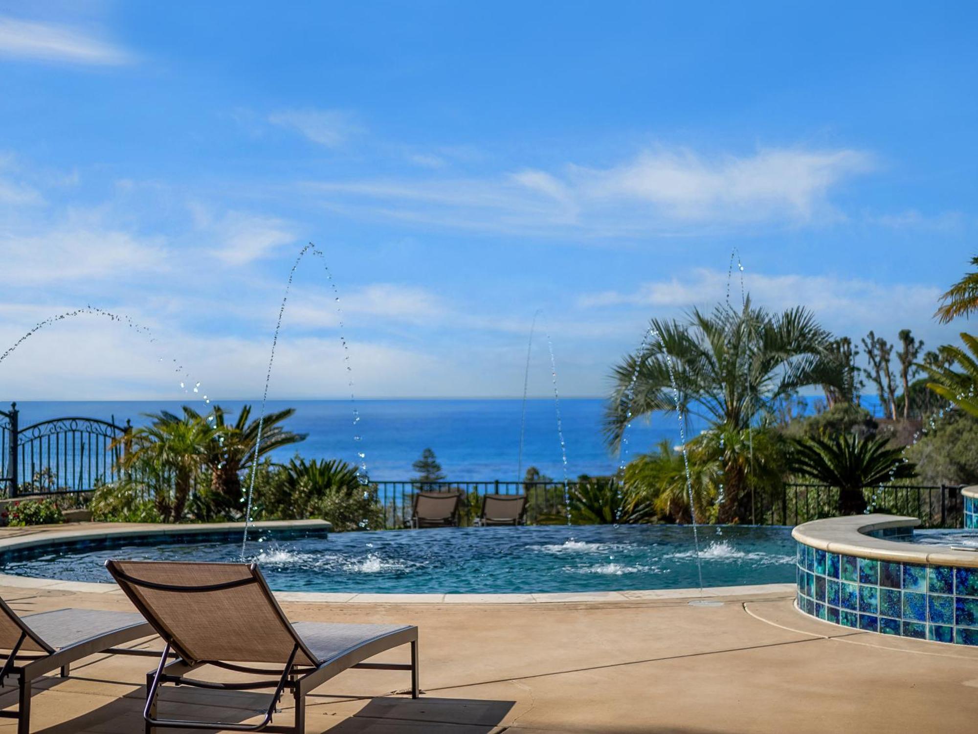 La Jolla Ocean Mansion