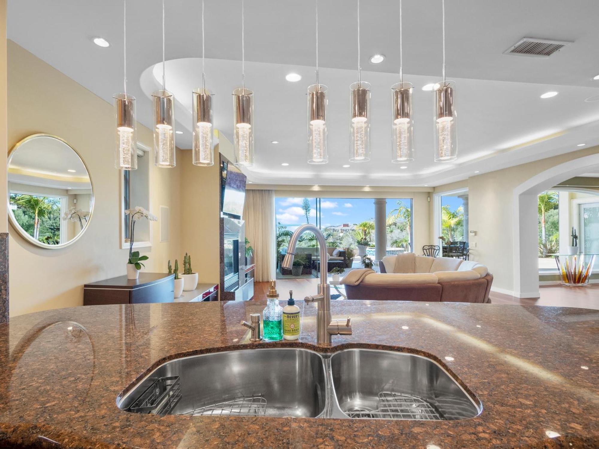 La Jolla Ocean Mansion * San Diego