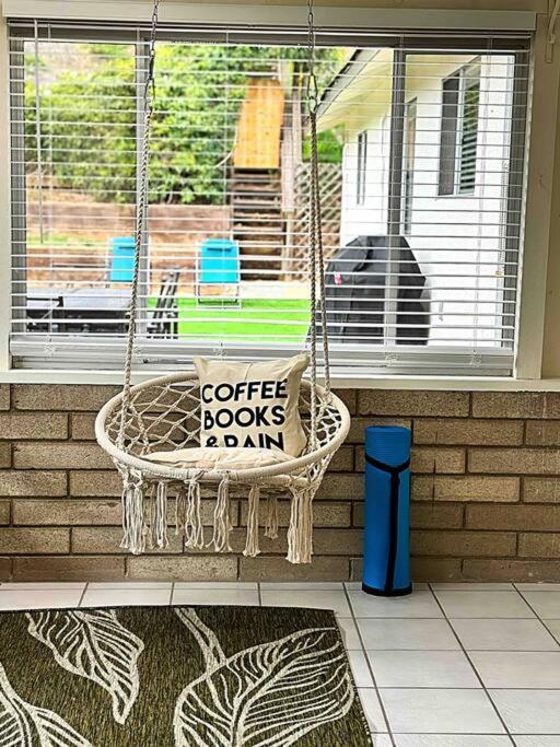 Sunny Retreat Huge Single Level With Large Yard *